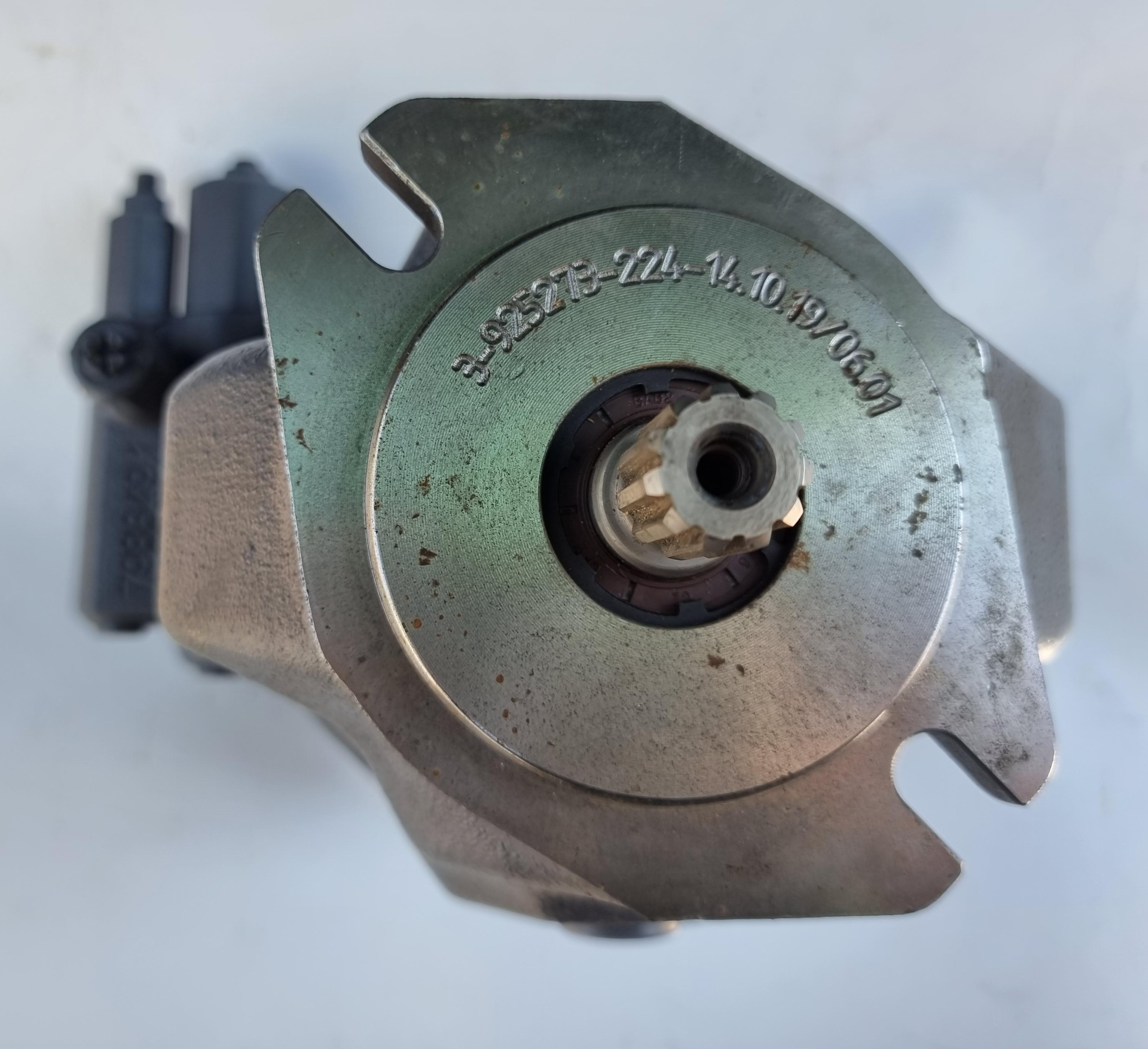 Гидромотор 9628191000 Гидромотор 9628191000