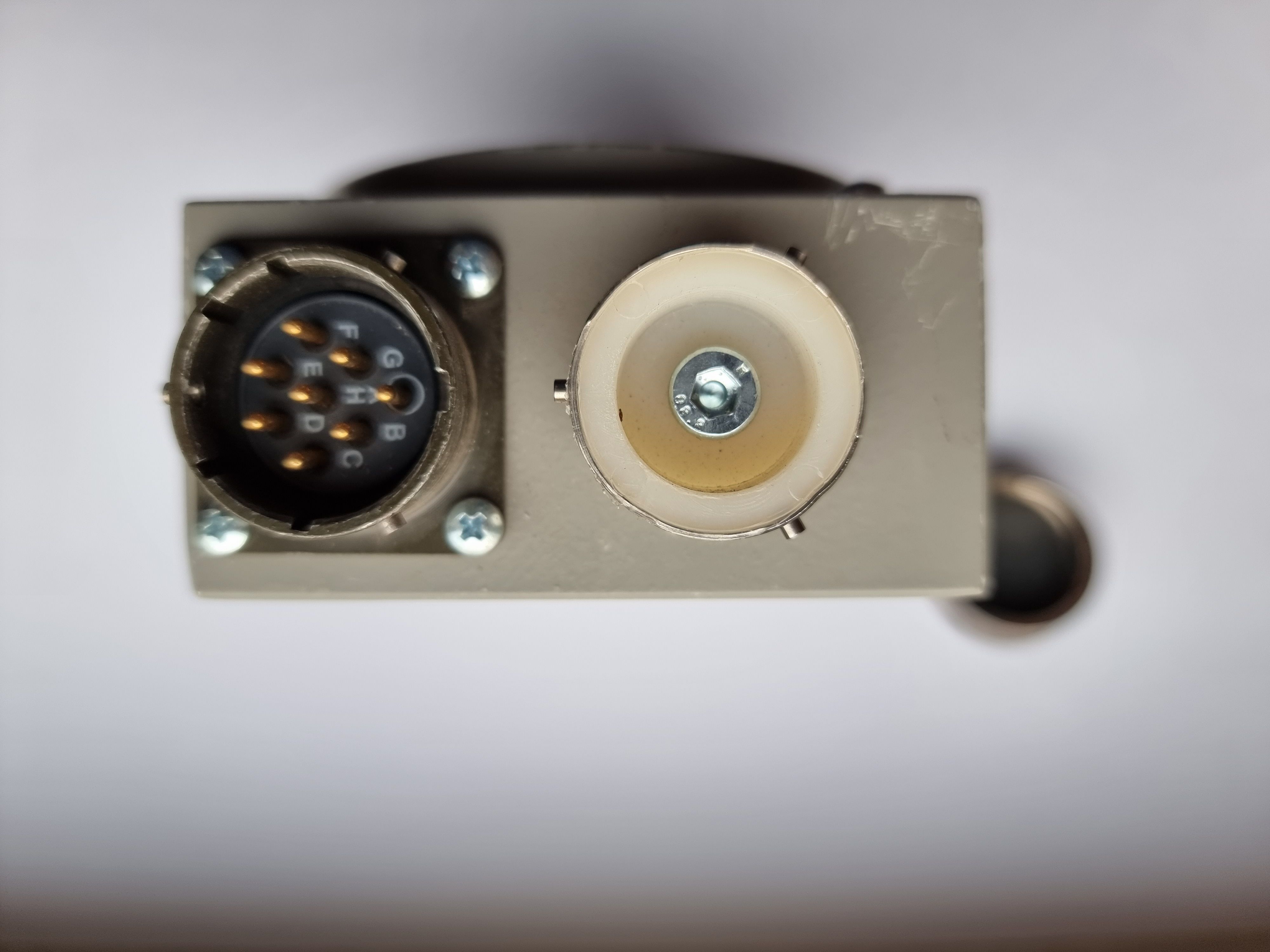 Датчик механический 2472560017 Датчик механический 2472560017