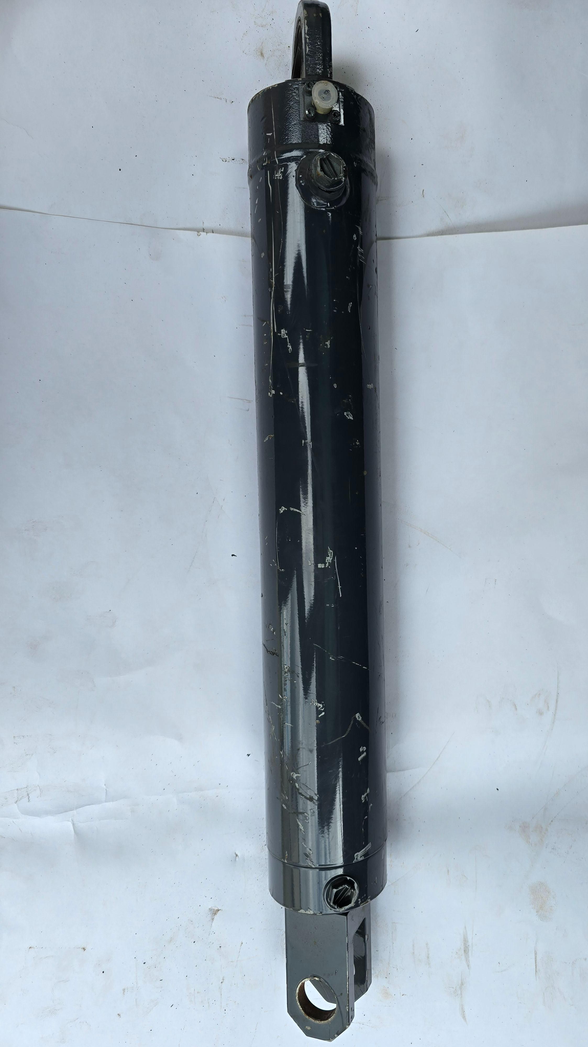 Гидроцилиндр 2185410 Гидроцилиндр 2185410