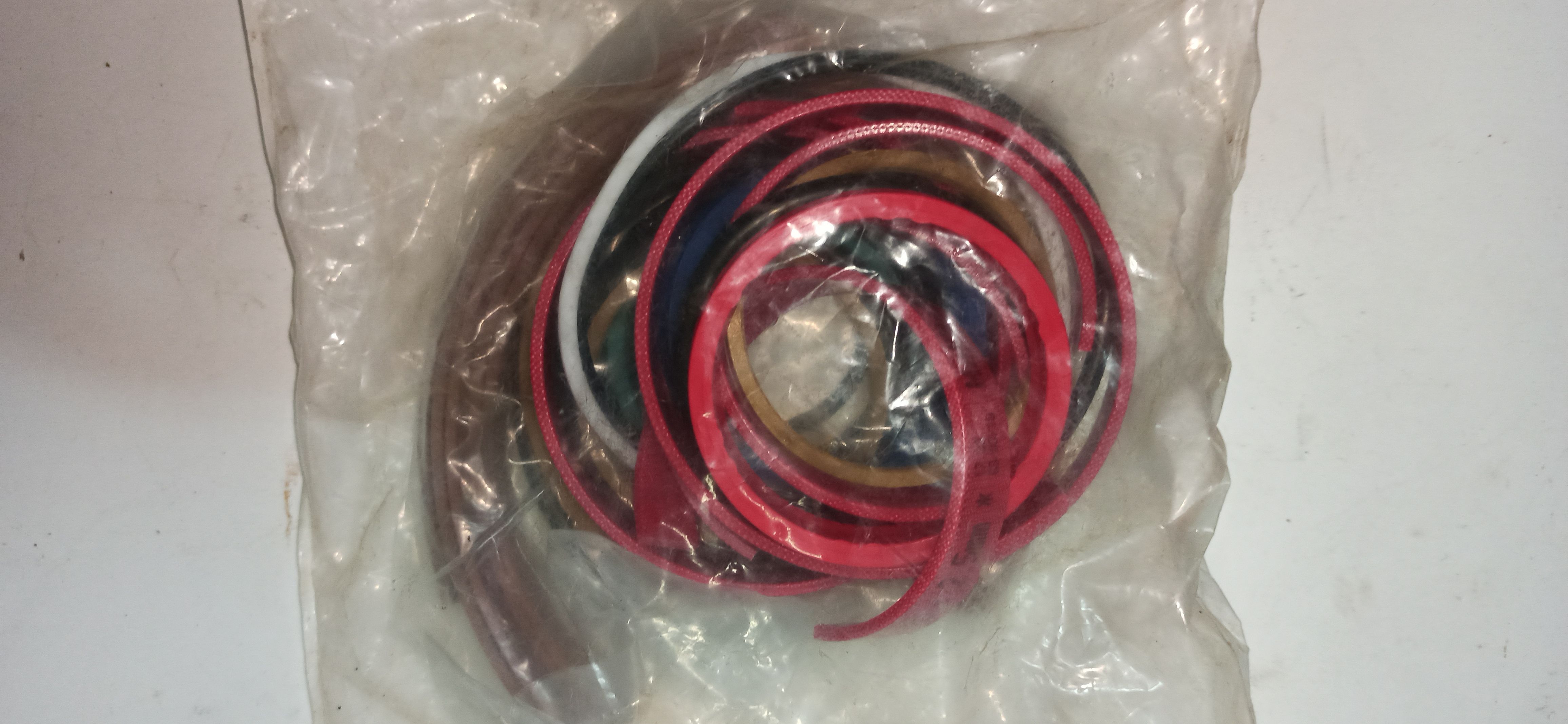 Комплект уплотнений 37904 Комплект уплотнений 37904