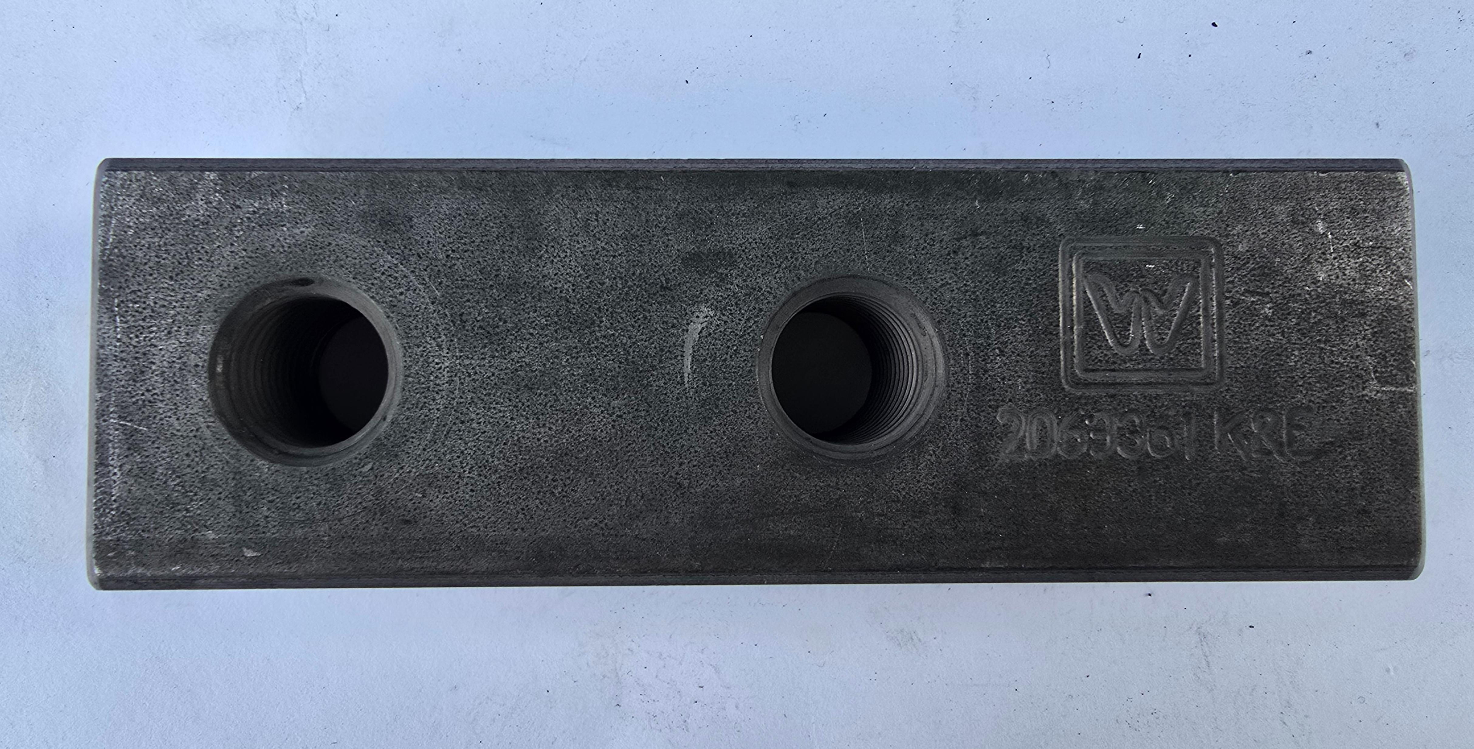 Призматическая шпонка 2063361 Призматическая шпонка 2063361