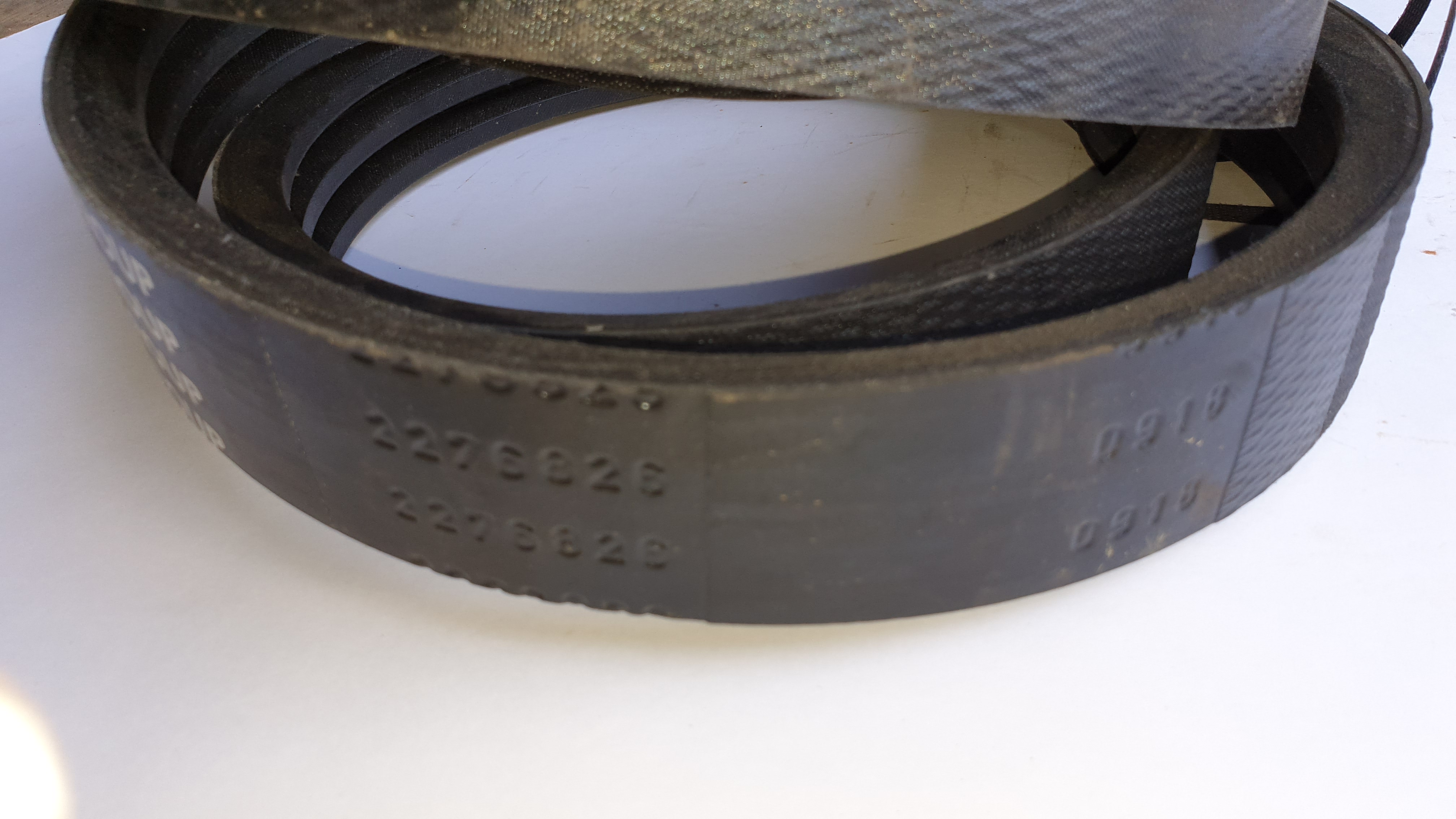 Приводной ремень 2276826 Приводной ремень 2276826