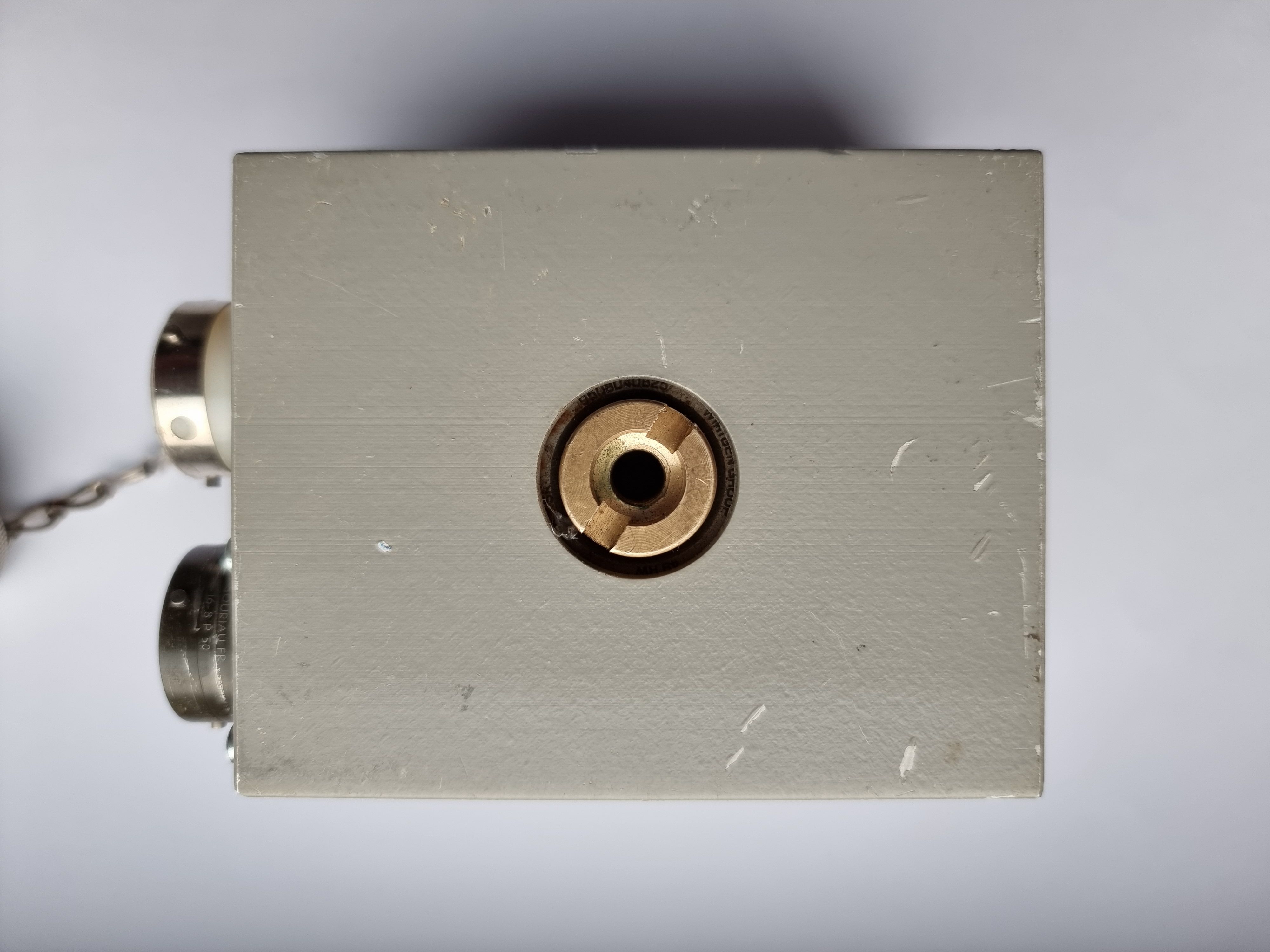 Датчик механический 2472560017 Датчик механический 2472560017