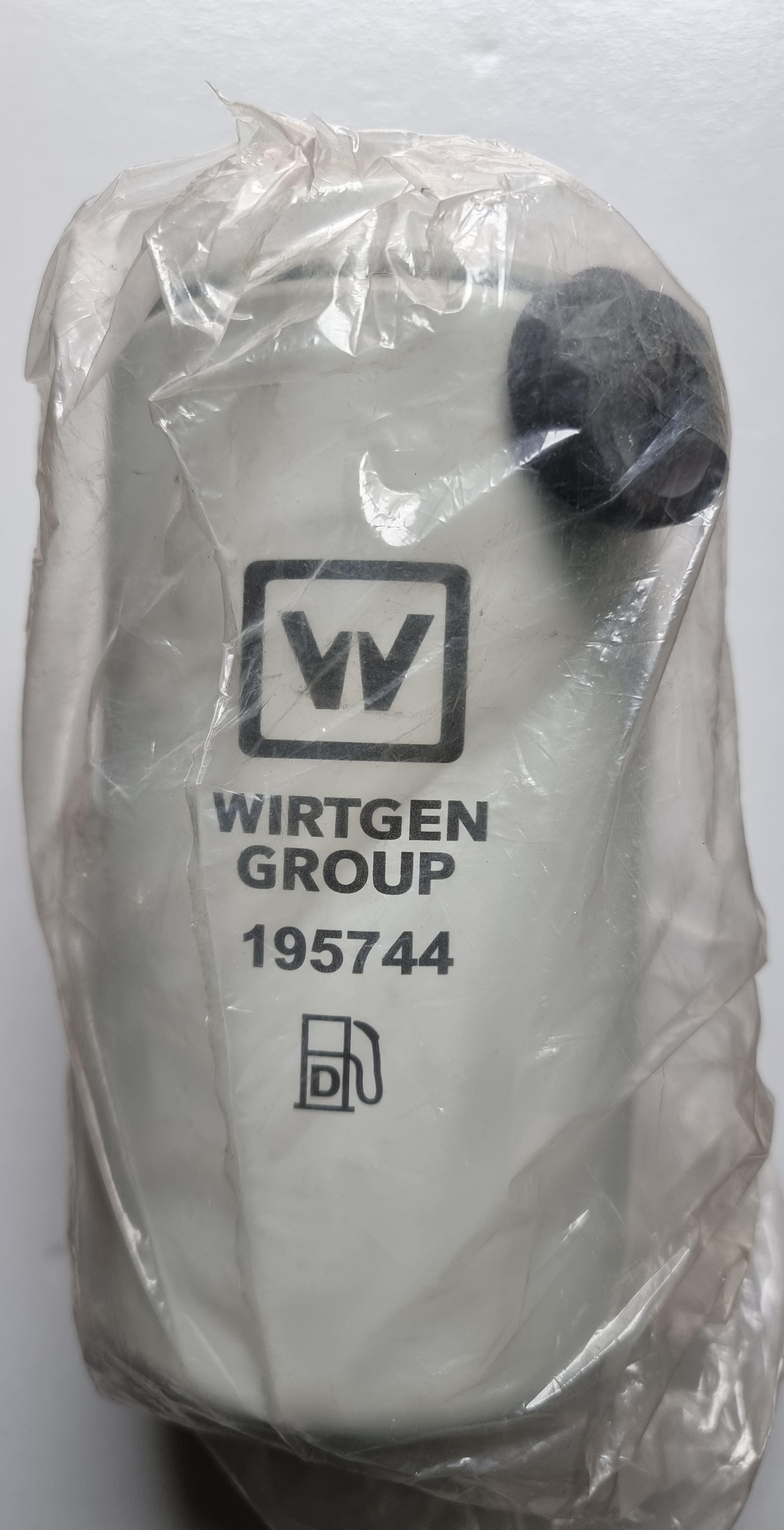 Топливный фильтр 195744 Топливный фильтр 195744