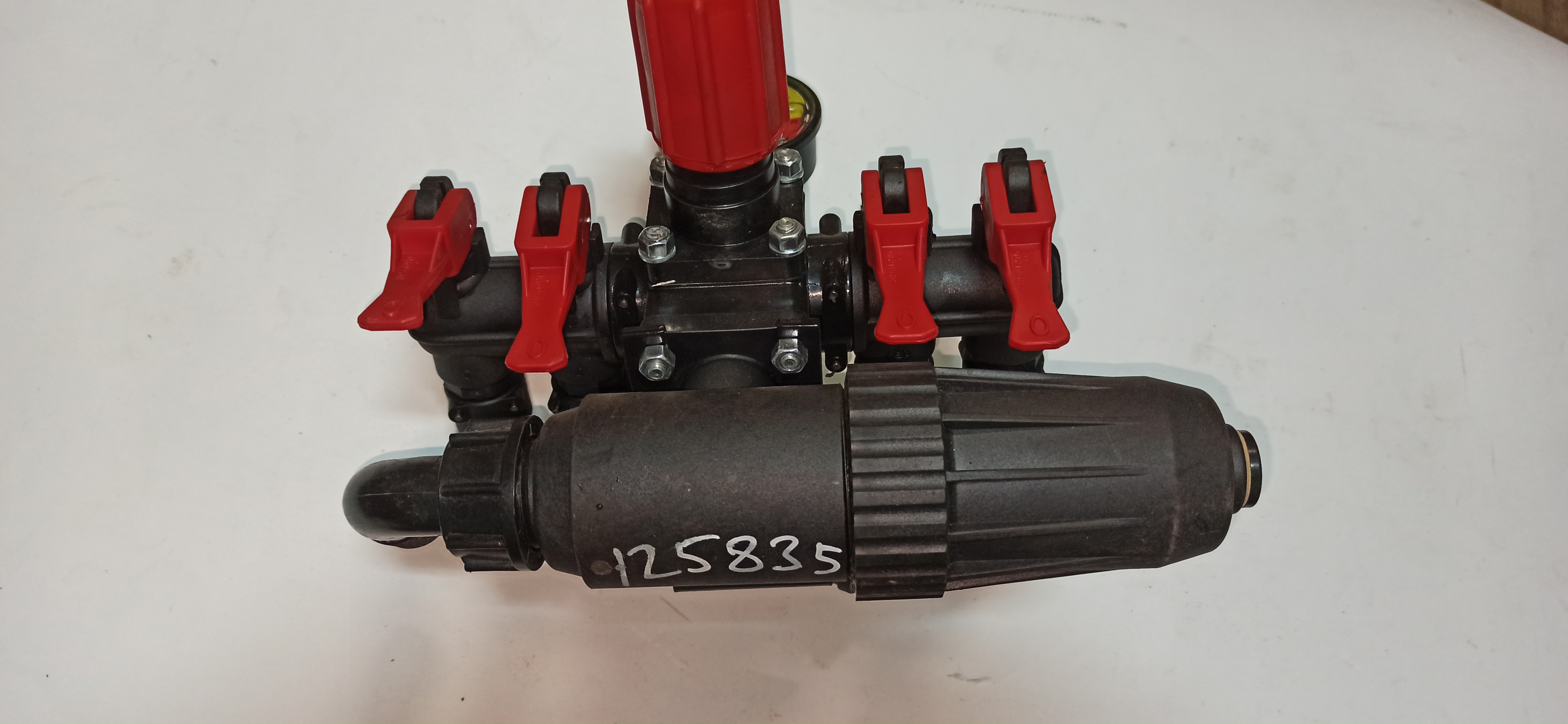 Клапан 125835 Клапан 125835