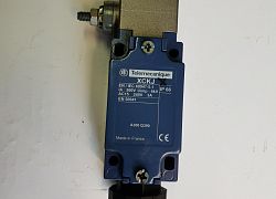 Концевой выключатель 137941